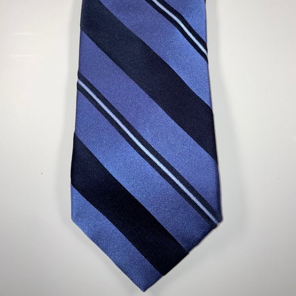 Silk Valentino Tie - Navy White & Light Blue Diagonal Stripes
